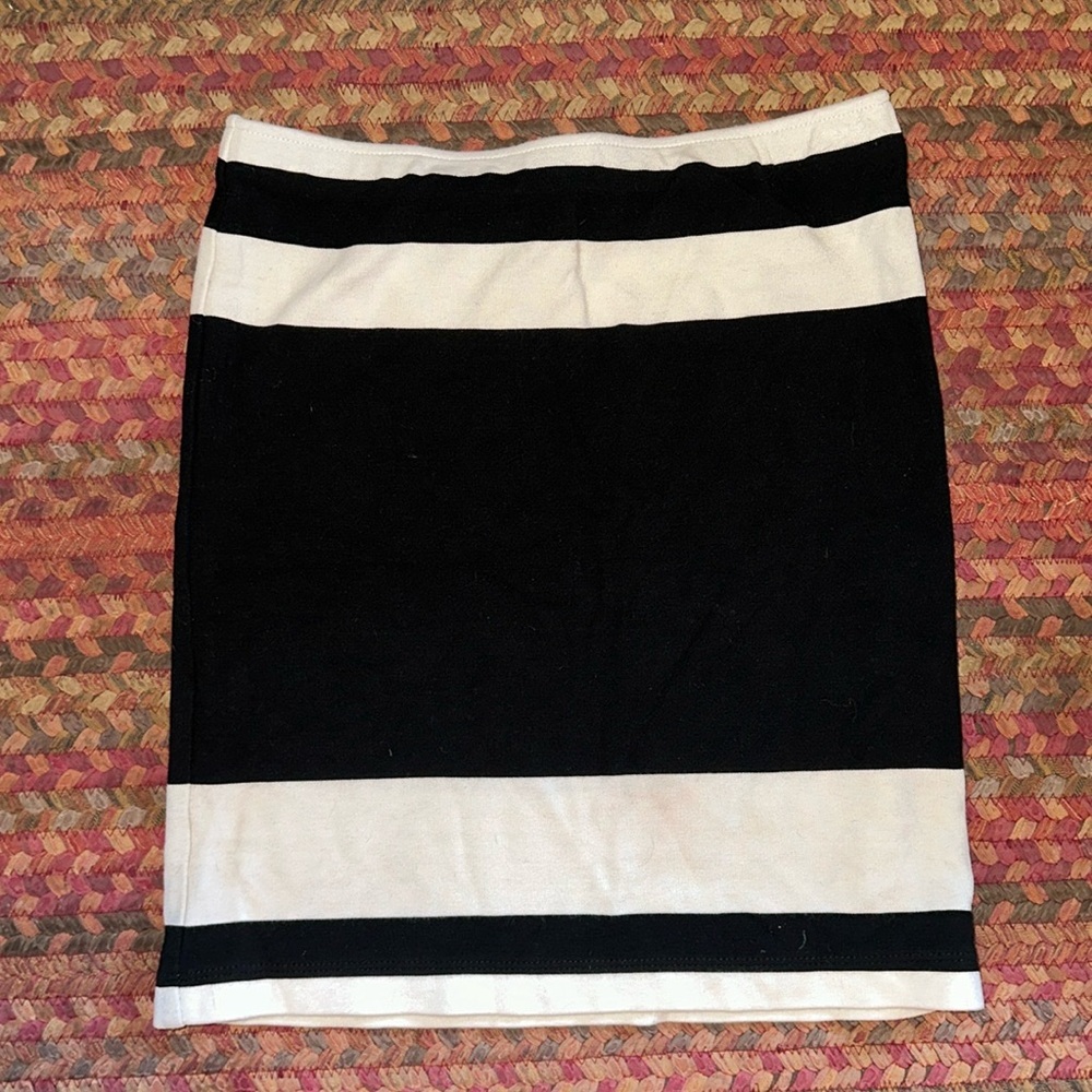 Black & White Stripe Color Block Stretchy Mini Sk… - image 1